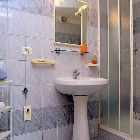 Guest house Mandica